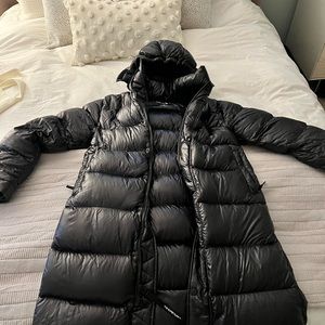 Aritzia puffer jacket